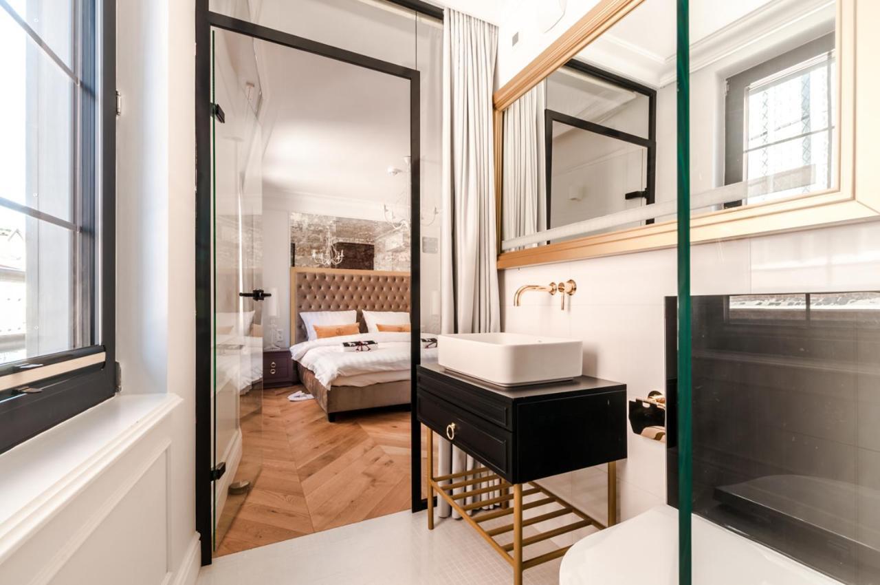 Апарт отель Gotyk House Гданьск Экстерьер фото