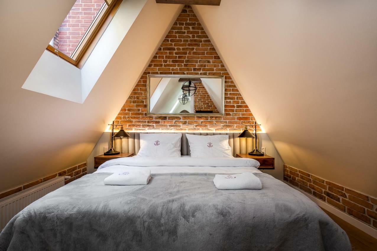 Апарт отель Gotyk House Гданьск Экстерьер фото