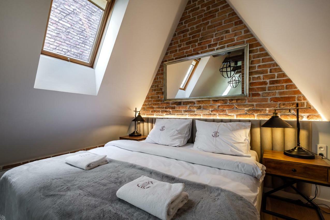 Апарт отель Gotyk House Гданьск Экстерьер фото